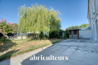  Maison à vendre 7 pièces 242 m²