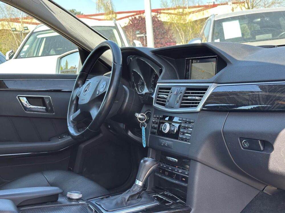 Classe E IV 220 CDI BLUEEFFICIENCY AVANTGARDE EXECUTIVE BVA 2011 occasion 78240 Chambourcy