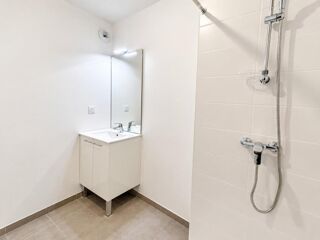  Appartement à louer 2 pièces 43 m²