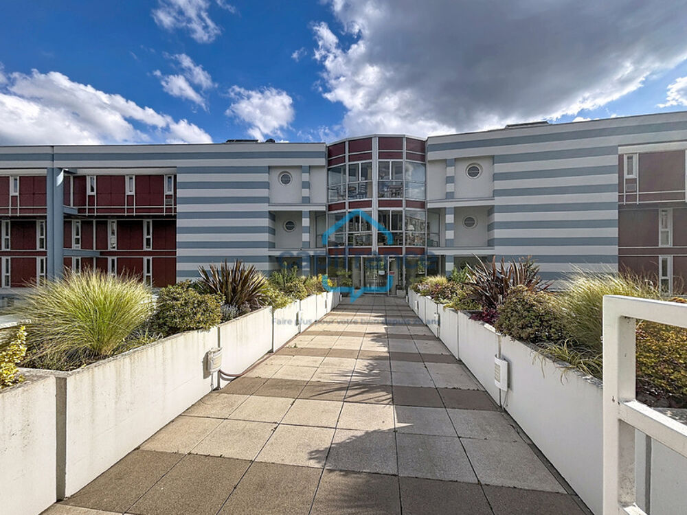 À VENDRE  Superbe F2 de 49,51 m² avec parking & cave  Résidence Seniors Les Jardins dArcadie  Mont-Saint-Aignan