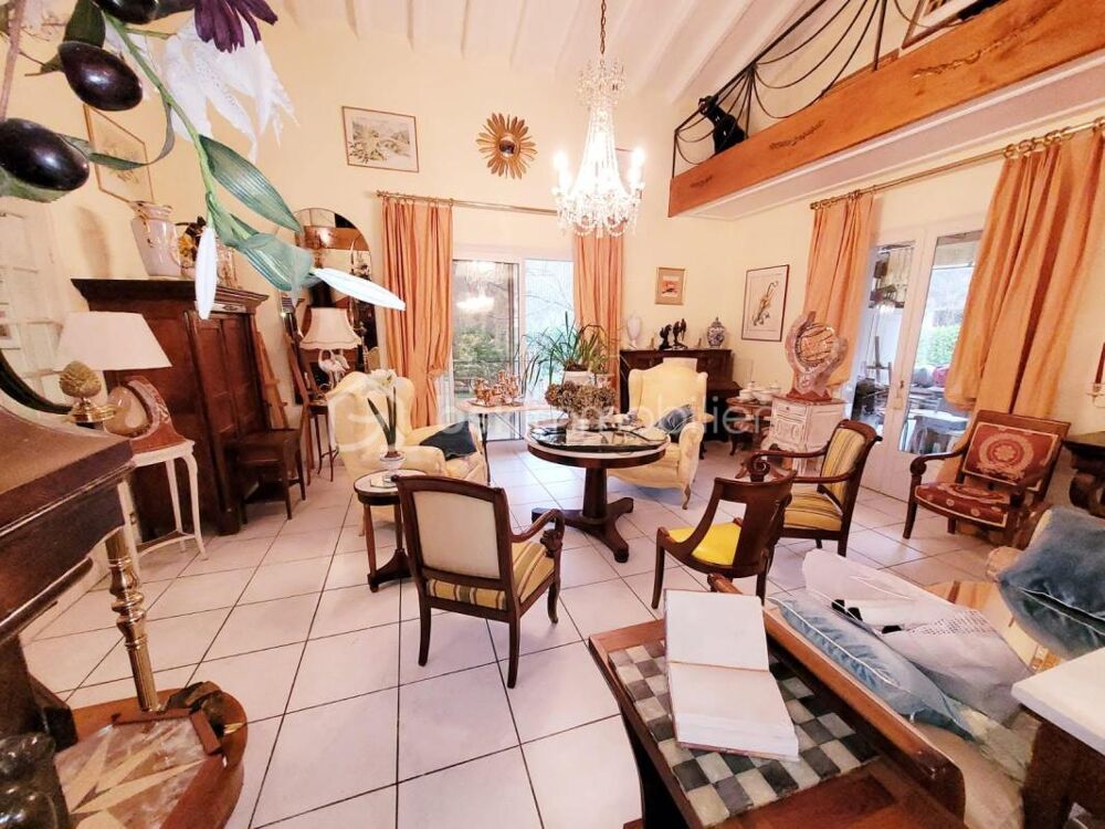 MAISON - GARAGE - JARDIN