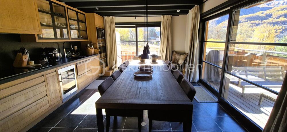 CHALET DEXCEPTION  VAL DALLOS (ALPES-DE-HAUTE-PROVENCE)