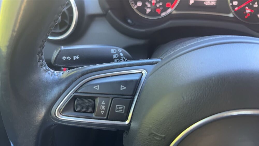 A1 1.0 TFSI 95 S-Tronic 7 Ambiente 2016 occasion 69380 Alix