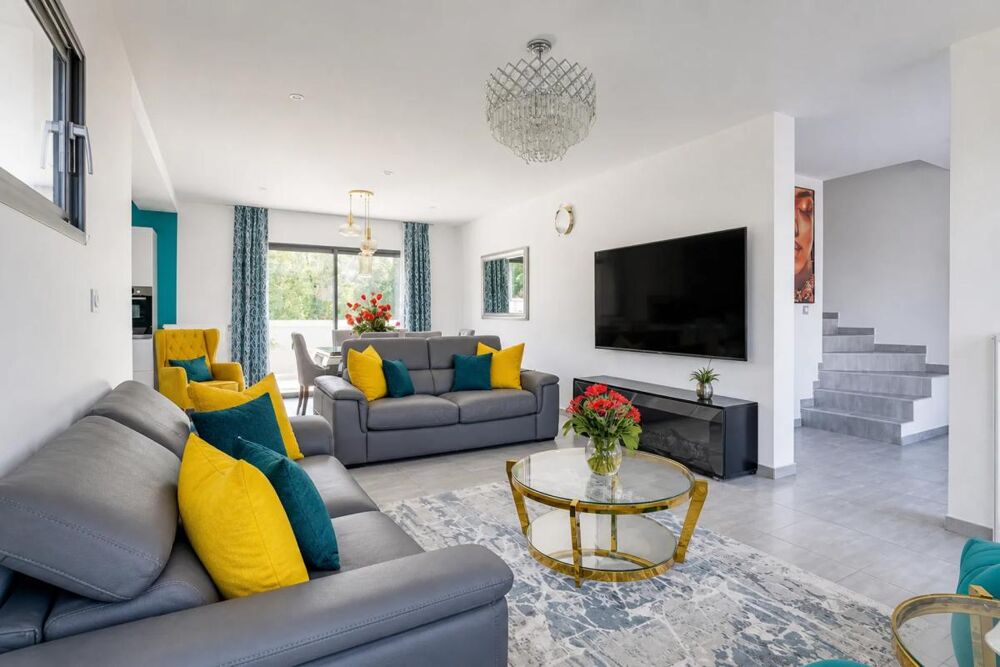Maison de 6 pièces de 128 m² à Charvieu-Chavagneux