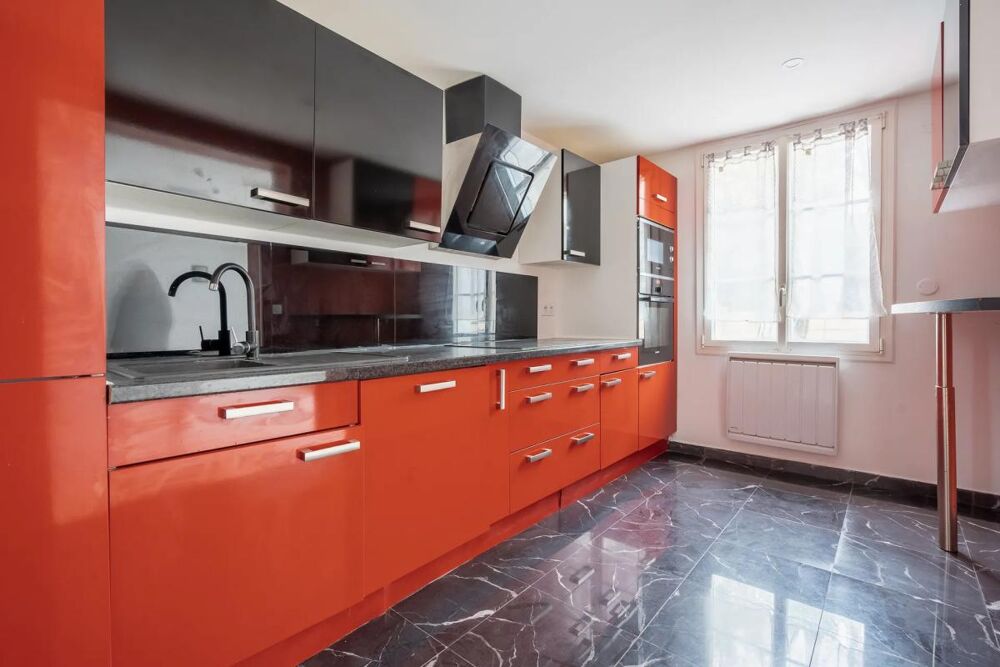 Vente Maison Maison de 4 pièces de 94 m2 en vente à Bondy - Idéal pour les familles Bondy