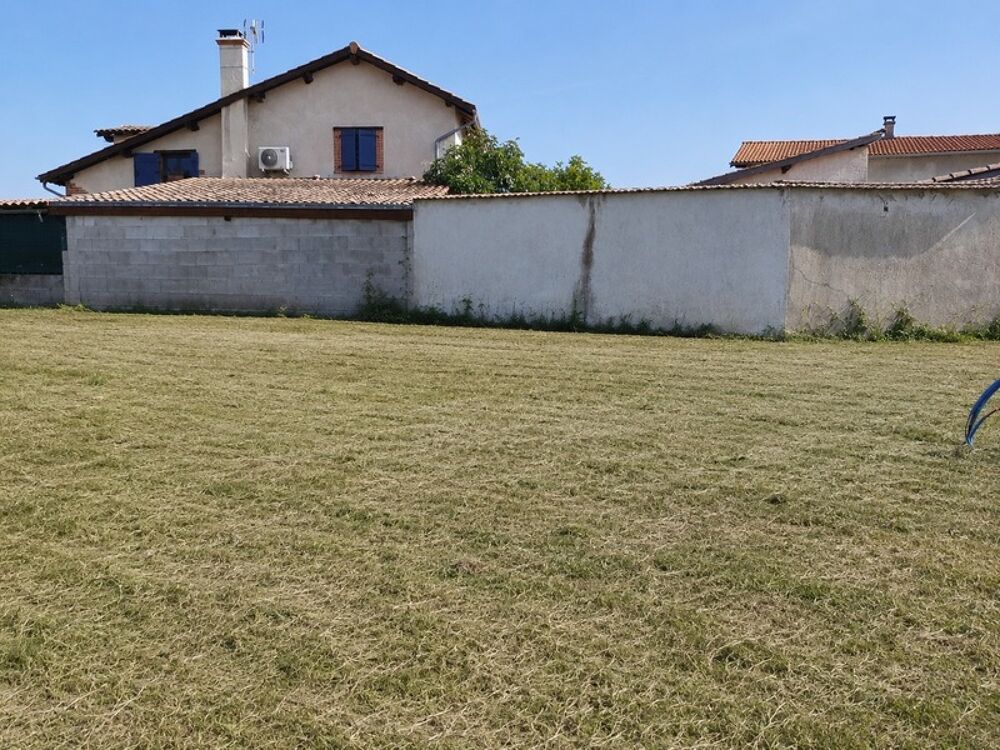 Vente Terrain Terrain à vendre de 644,00 m²  (01) Montluel