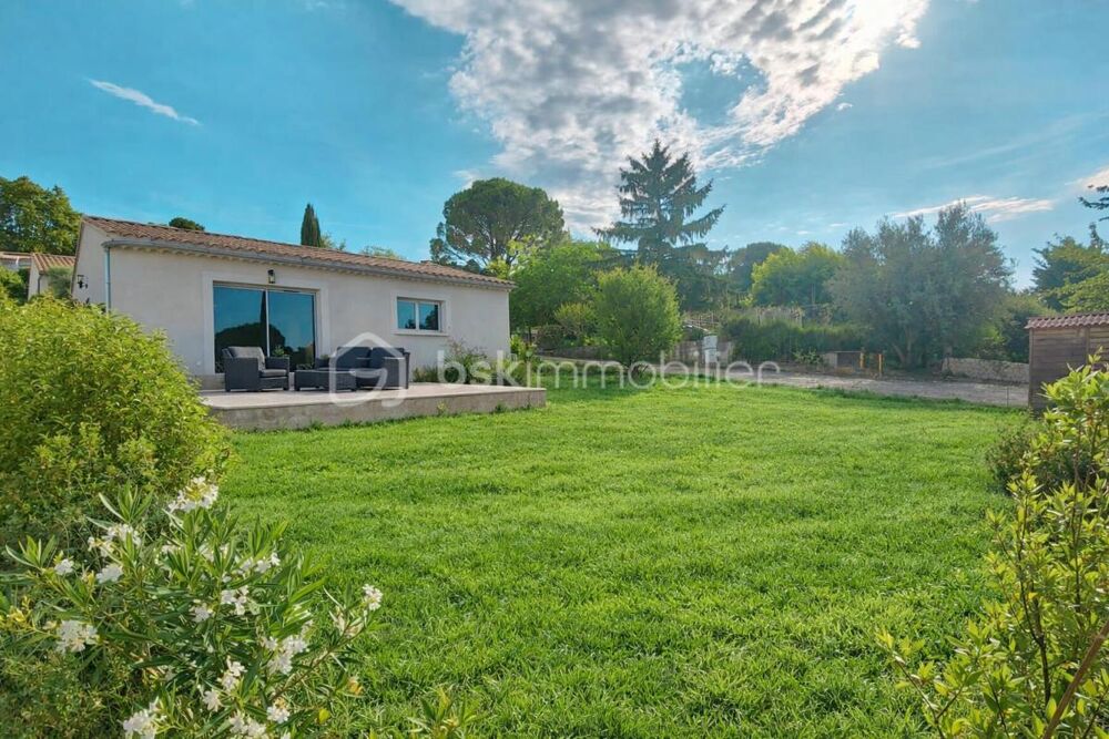 Plain-pied récent avec jardin  DPE A  Au calme à Visan