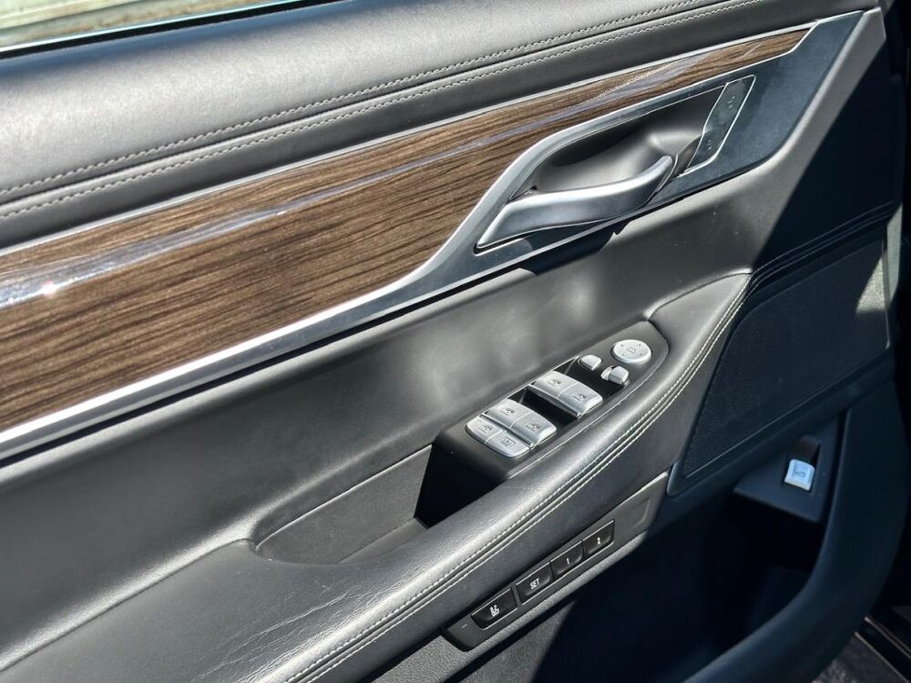 S&eacute;rie 7 (G11) 740E IPERFORMANCE 326 EXCLUSIVE 2019 occasion 78240 Chambourcy