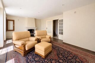  Maison à vendre 8 pièces 196 m²