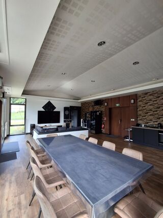  Maison à vendre 10 pièces 300 m²