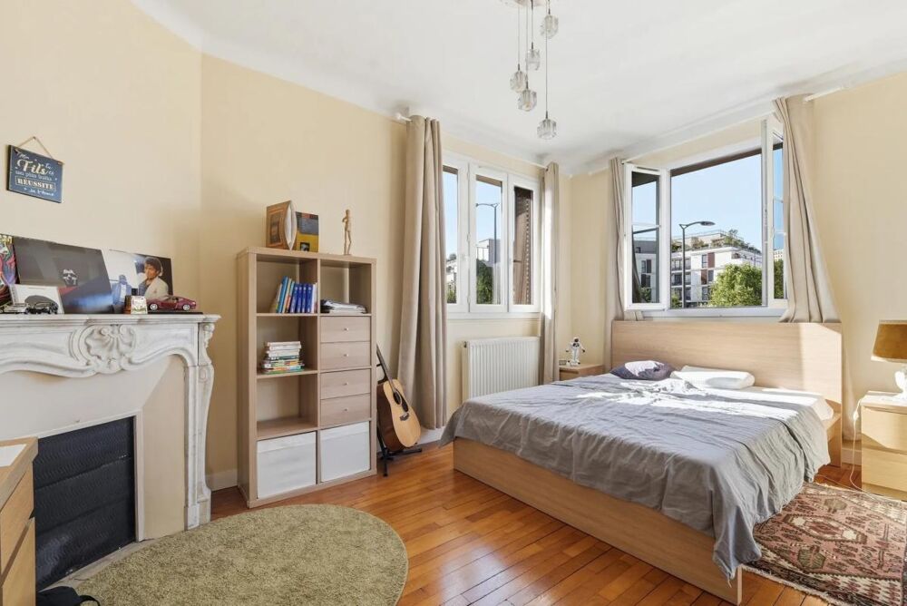 Maison de 10 pièces de 250 m² à Châtillon