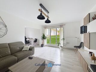 Vente Appartement Appartement rénové de 81 m² (2/3 chambres) – Verdure, calme, parking Magny les hameaux