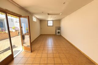  Maison  vendre 8 pices 175 m