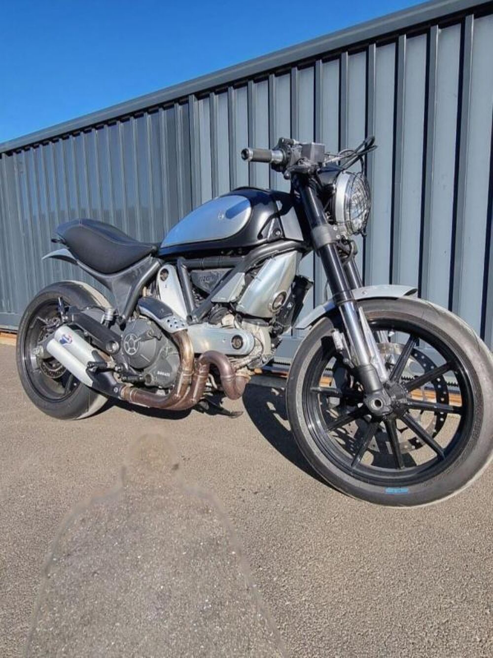 DUCATI 2015 occasion 35140 Saint Aubin Du Cormier