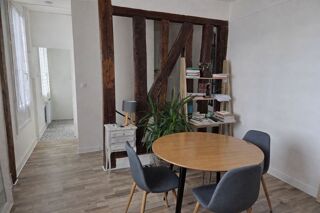 Appartement à louer 2 pièces 33 m²