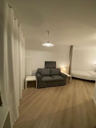  Appartement à louer 1 pièce 33 m²