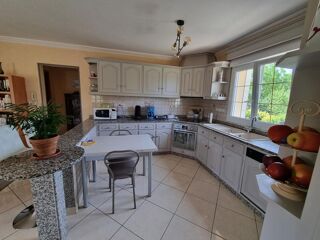  Maison  vendre 7 pices 145 m