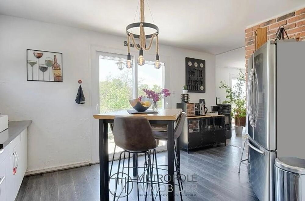 Vente Maison Maison de 8 pièces de 140 m² située à Four Four
