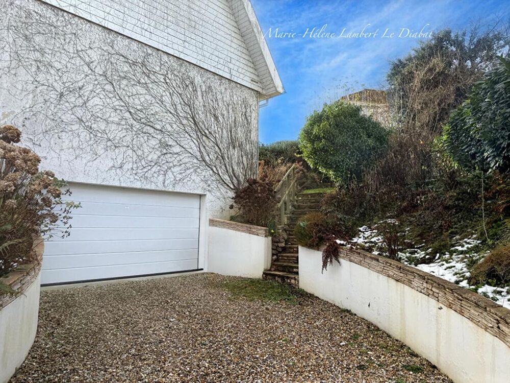 Vente Maison FONTAINE LA MALLET - VIE DE PLAIN PIED - MAISON 7 pièce(s) 170 m2 - JARDIN - SOUS-SOL - GARAGE Fontaine la mallet