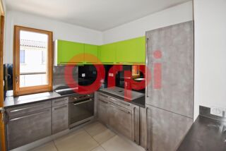  Appartement à louer 3 pièces 64 m²
