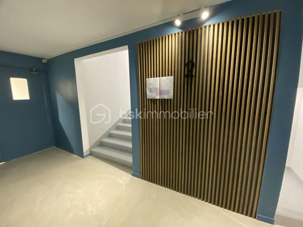 SAINT-CHRISTOL ((84) - Créez votre T3 sur mesure ! Plateau sous forme d'appartement de 78 m² env. situé au 2ème étage avec ascen