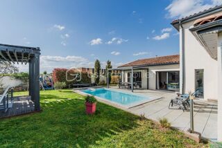  Maison � vendre 5 pi�ces 163 m�