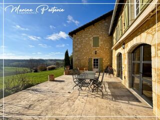  Propriété/château à vendre 8 pièces 380 m²