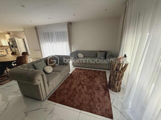  Maison  vendre 6 pices 136 m