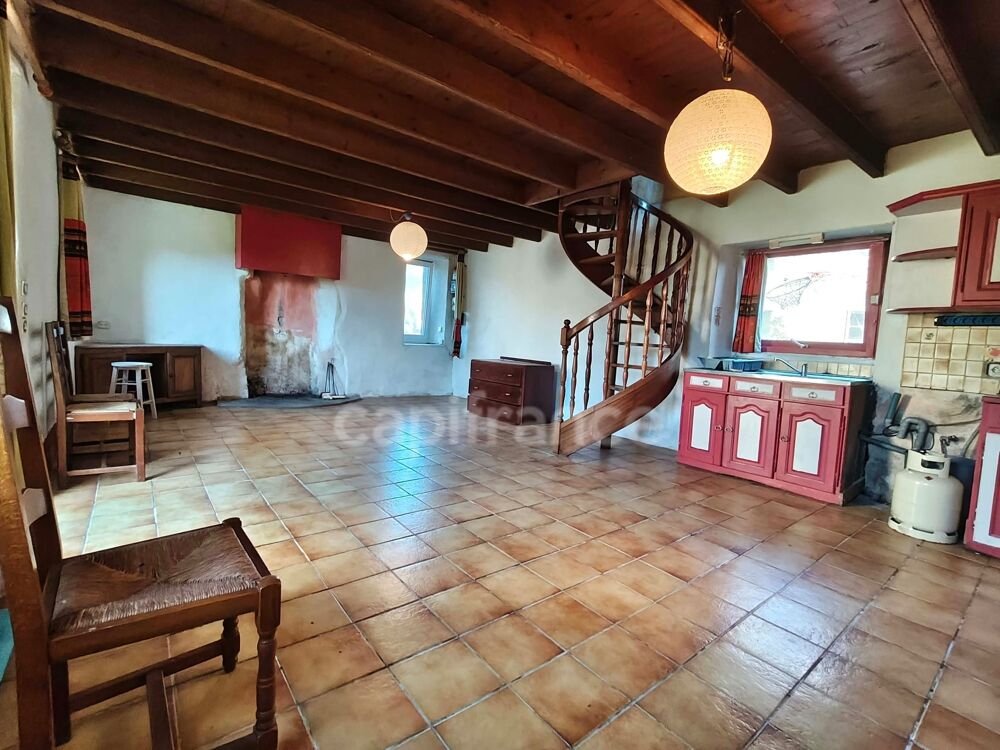 Vente Maison Maison à vendre 4 chambres au coeur des Mont d'Arrée Berrien