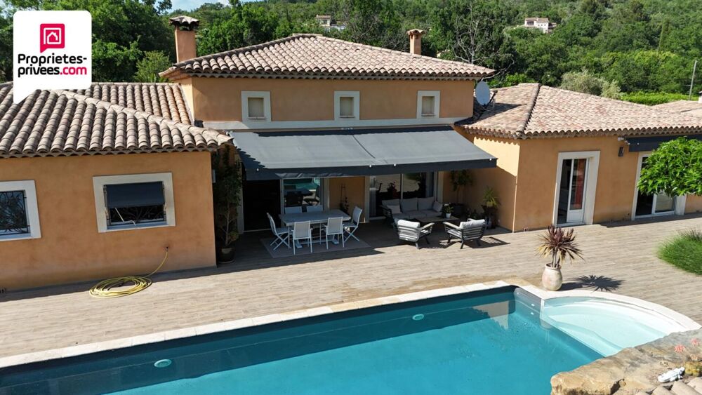 VILLA PLAIN PIED 7 PIECES 203 m2 PISCINE ET TERRAIN PAYSAGER DE 2500 M2