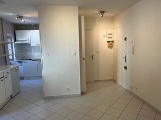  Appartement à louer 2 pièces 38 m²