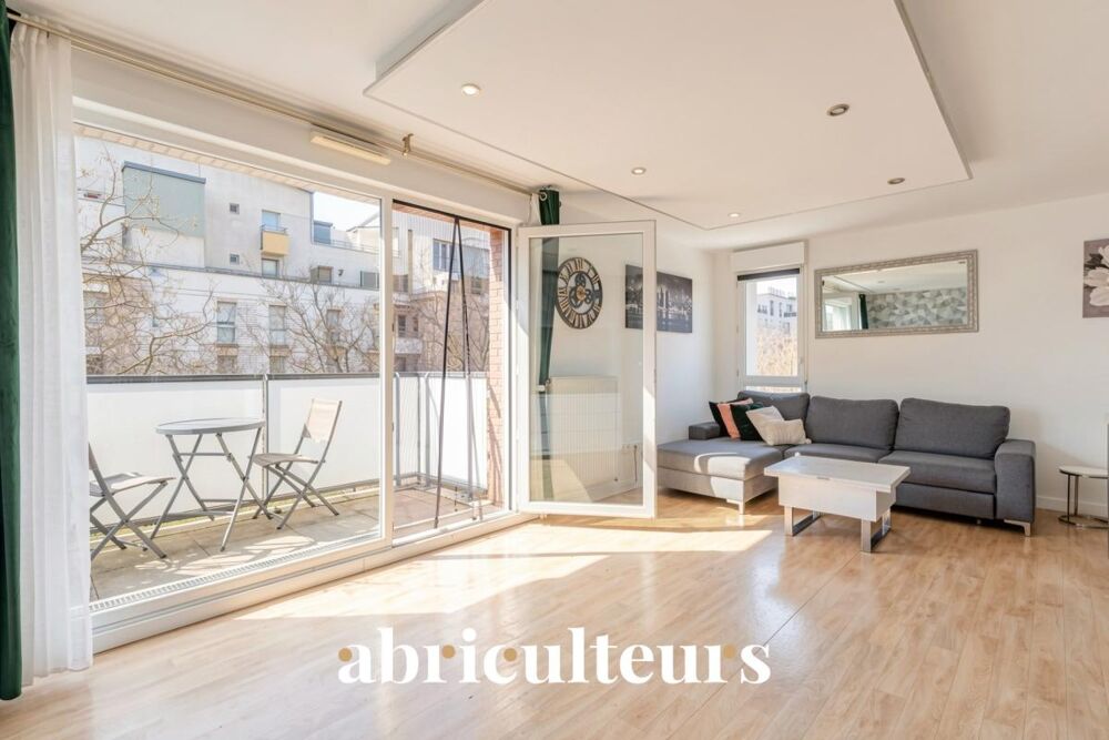 Vente Appartement Appartement 3 pièces 66 m²  Dernier étage lumineux avec deux balcons  et box en vente à Gennevilliers(92230) Gennevilliers