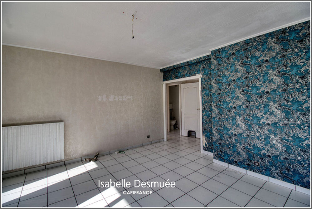 EXCLUSIVITÉ  T4 traversant de 78,3 m² avec balcon, vue sur les massifs et résidence sécurisée