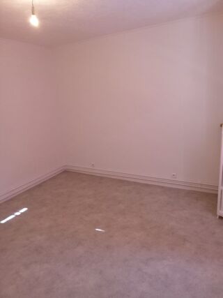  Maison à louer 3 pièces 82 m²