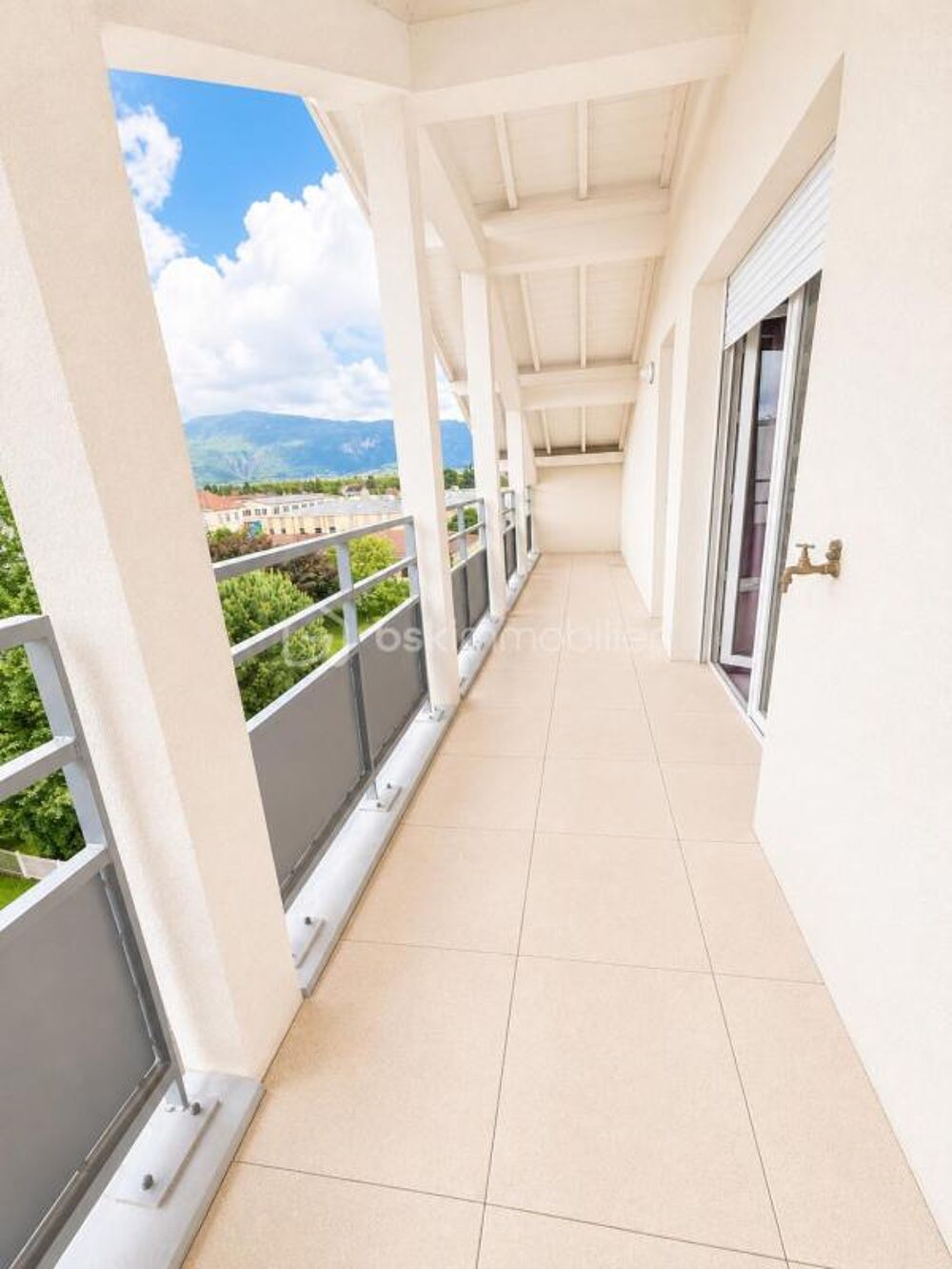 T2 DERNIER ÉTAGE 52 m2 AVEC GRANDE TERRASSE Résidence sécurisée « Élégance Vercors »