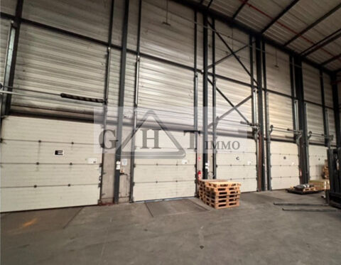   Entrepot / local d'activités de 5740m2 à vendre Argenteuil 
