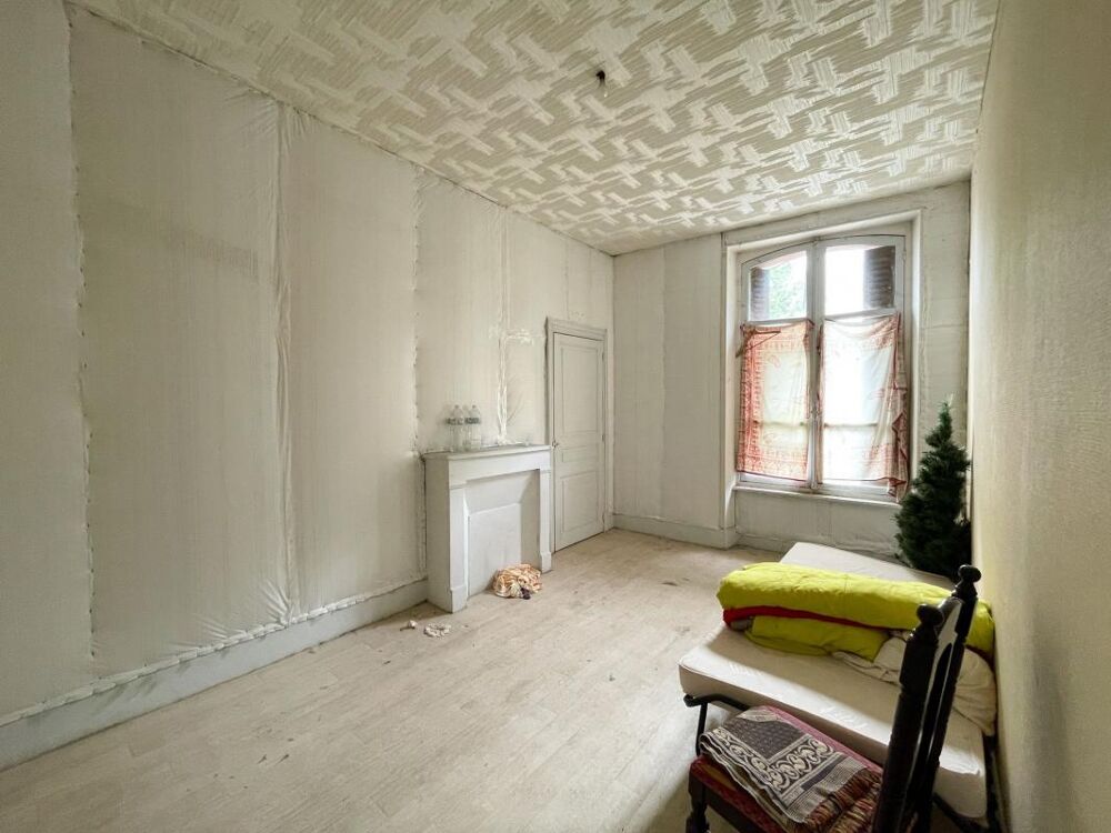 Vente Immeuble Immeuble de 380 m² composé de 7 lots proche Centre Ville Montlucon