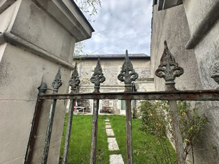  Immeuble � vendre 10 pi�ces 200 m�