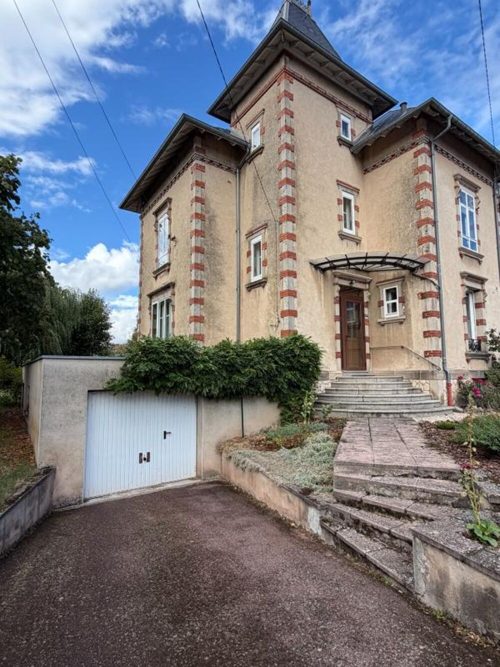 LUNÉVILLE  RARE ! Élégant hôtel particulier des années 1900  160 m²  5 chambres  Terrain 674 m²