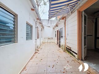  Immeuble à vendre 10 pièces 195 m²