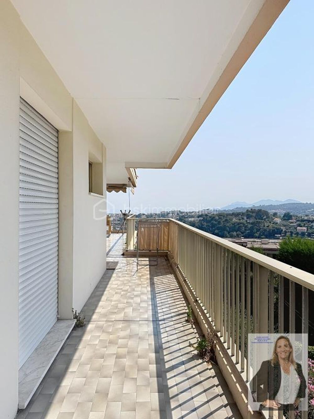 Vente Appartement Exclusivité - Appartement 3 pièces de 83 m² avec terrasse vue mer, piscine, cave et box fermé Le cannet