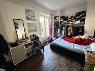  Immeuble � vendre 6 pi�ces 137 m�