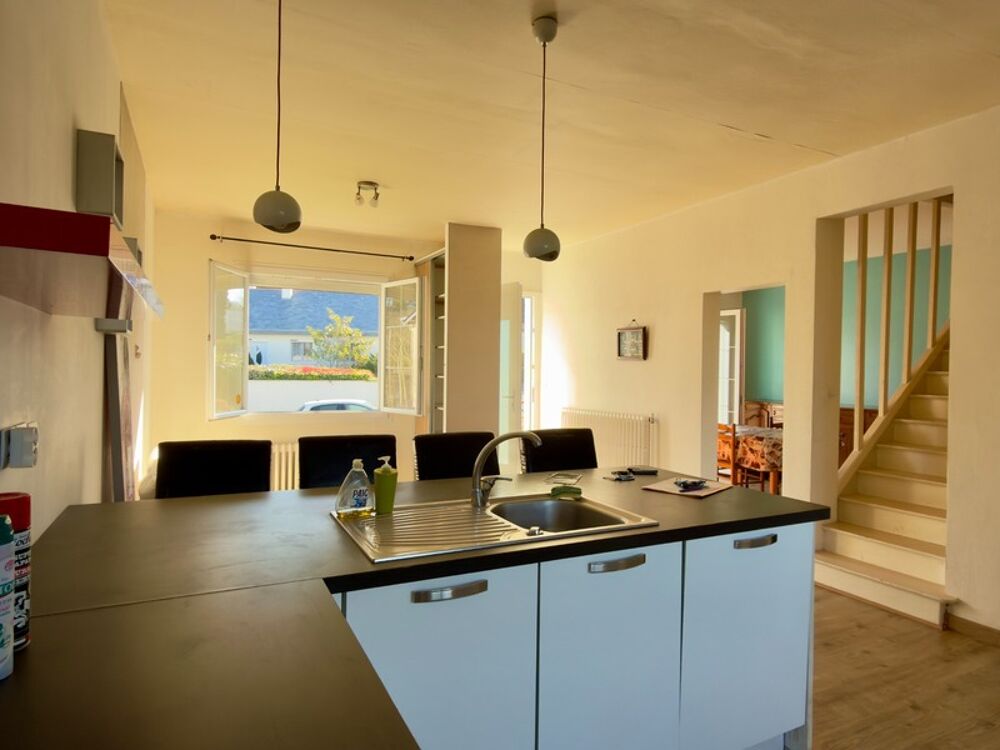 SAUMUR, Proche Nantilly, Maison 3 chambres + bureau de 115m² avec jardin et garage