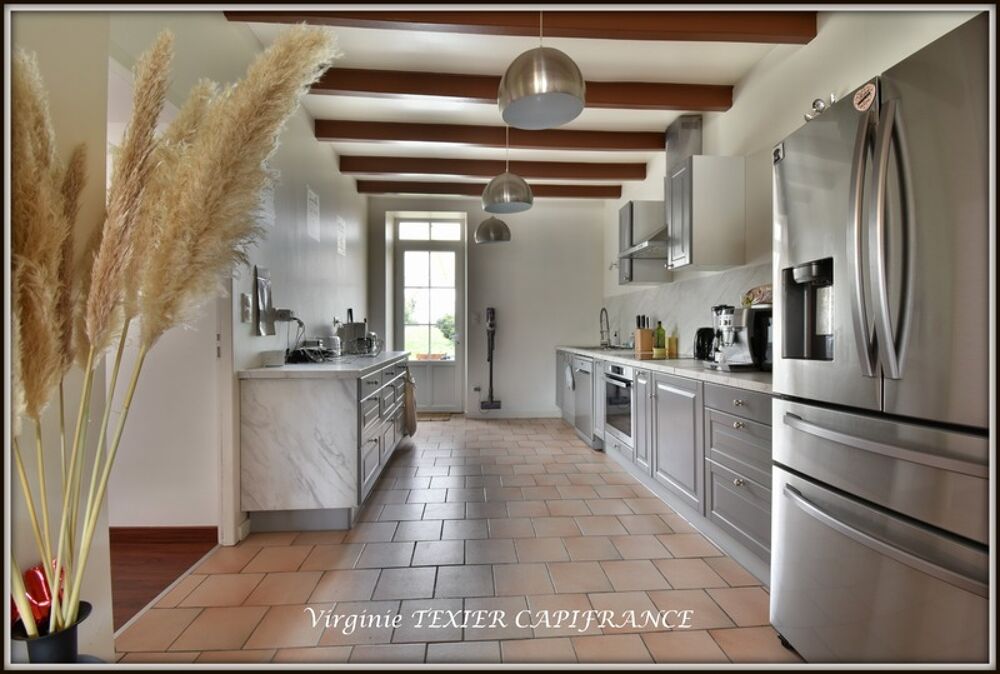 Vente Maison Dpt Charente Maritime (17),  vendre proche de MATHA maison P5 de 120 m - Terrain de 2 795,00 m - Plain pied Matha