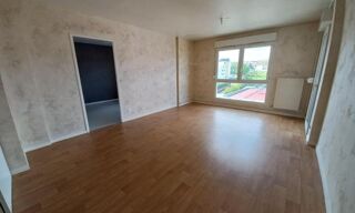  Appartement à louer 4 pièces 86 m²