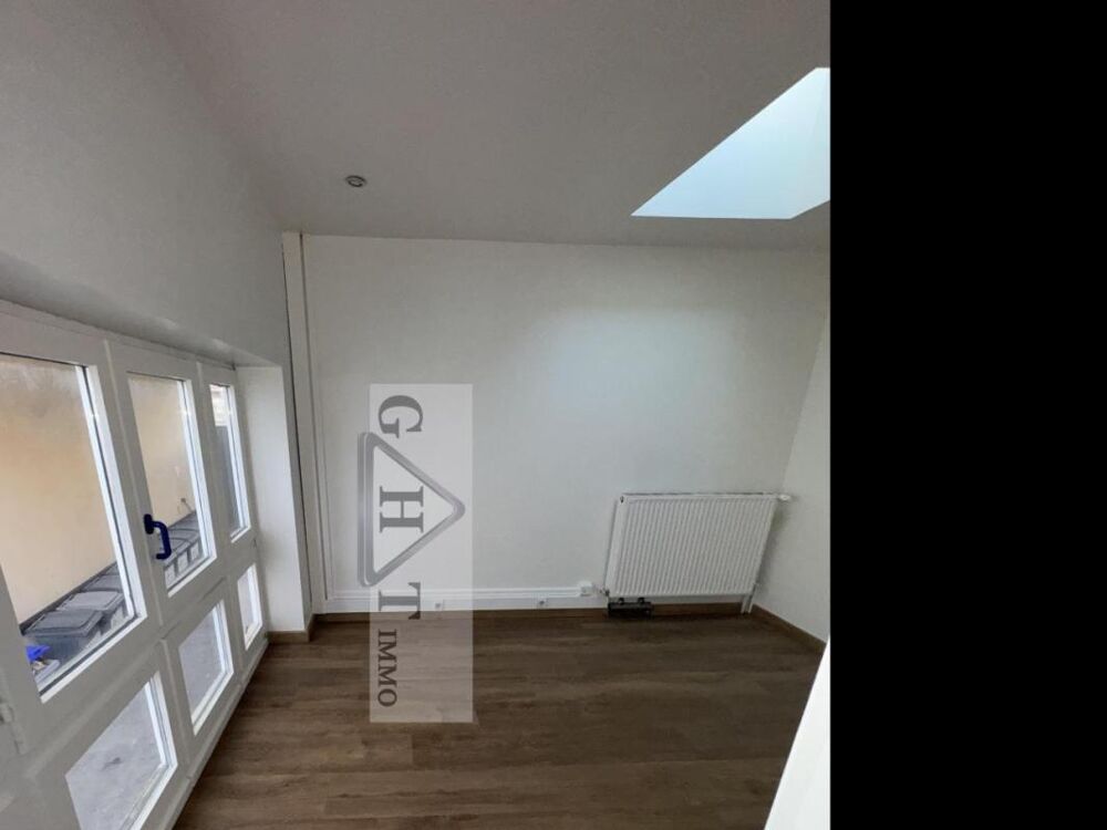   BUREAUX DE 125M² À LOUER À IVRY-SUR-SEINE Ivry sur seine