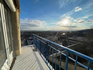  Appartement à louer 4 pièces 68 m²