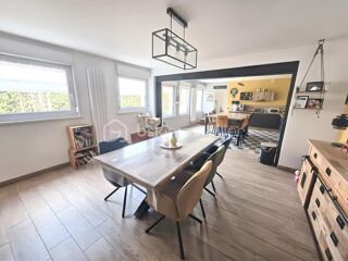  Maison  vendre 6 pices 195 m