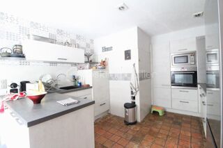  Propriété/château à vendre 8 pièces 250 m²