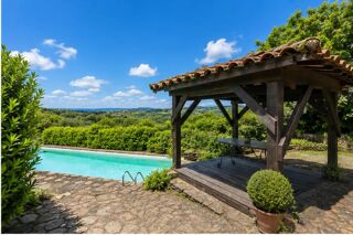  Maison à vendre 6 pièces 245 m²